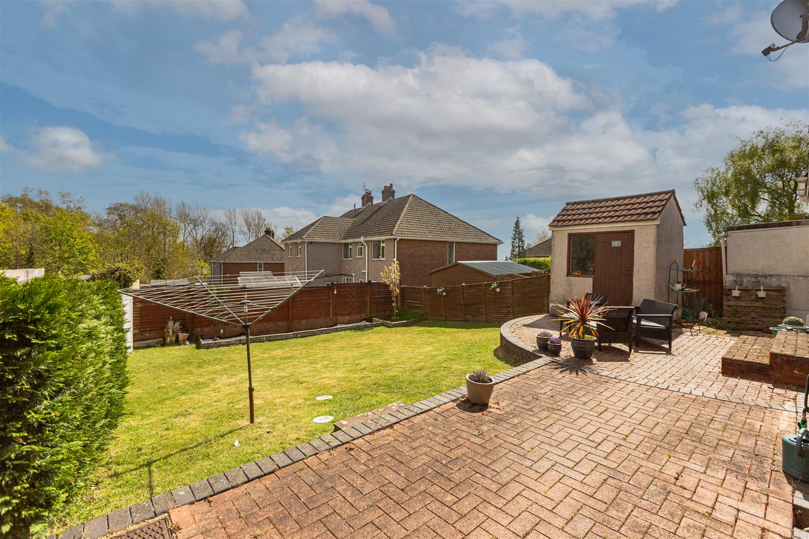 Parklands View, Sketty, Swansea, SA2 8LT